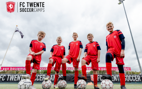 thumbnail FC Twente 2022 foto 02 v2