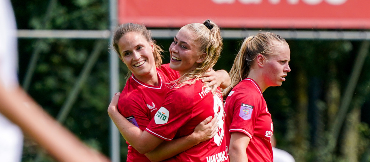 FC Twente Vrouwen speelt gelijk in oefenduel tegen Anderlecht