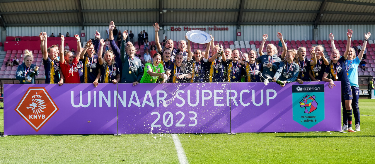 FC Twente Vrouwen wint Super Cup
