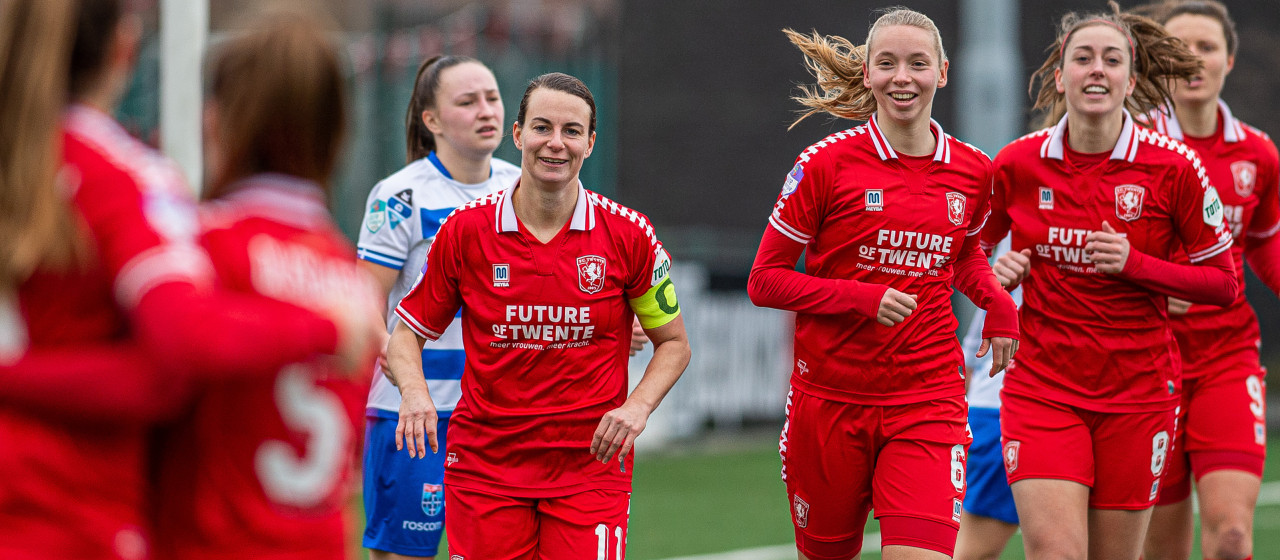 FC Twente Vrouwen wint in Zwolle
