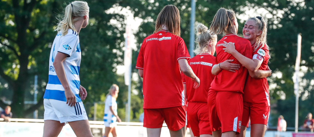 FC Twente Vrouwen wint oefenduel van PEC Zwolle
