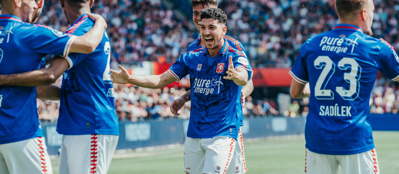 Heerlijke seizoensafsluiting in De Kuip | Van Binnenuit