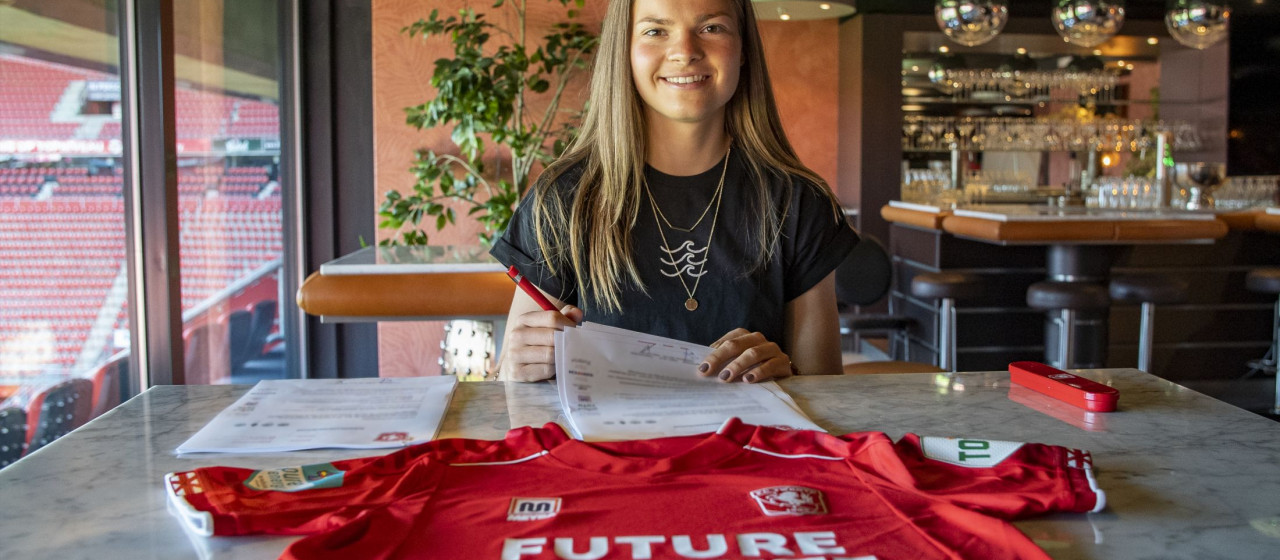 Kayleigh van Dooren naar FC Twente Vrouwen