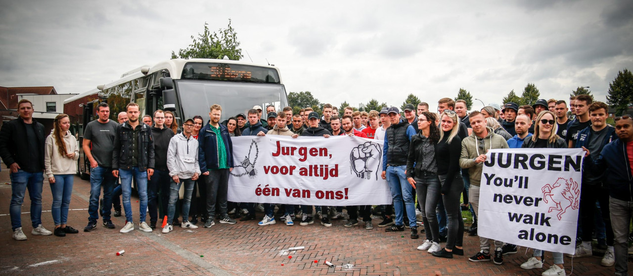 SUPPORTERS | Jurgen, You'll Never Walk Alone!