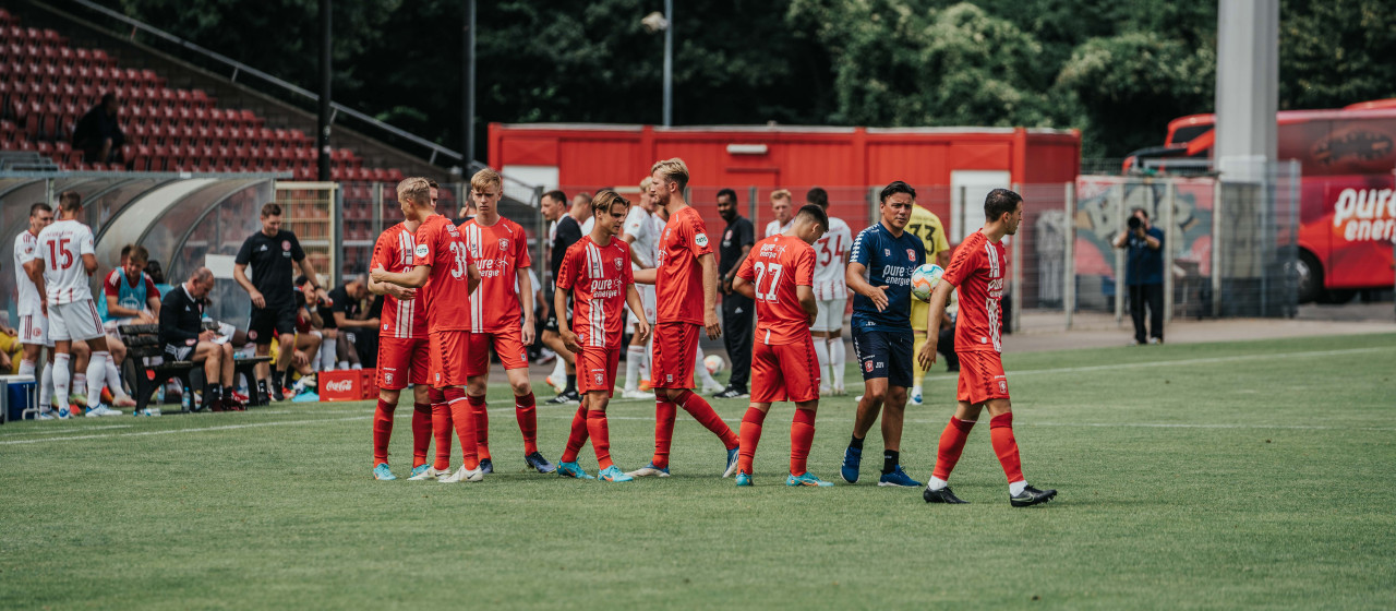 Van Binnenuit - Ruime overwinning in Düsseldorf