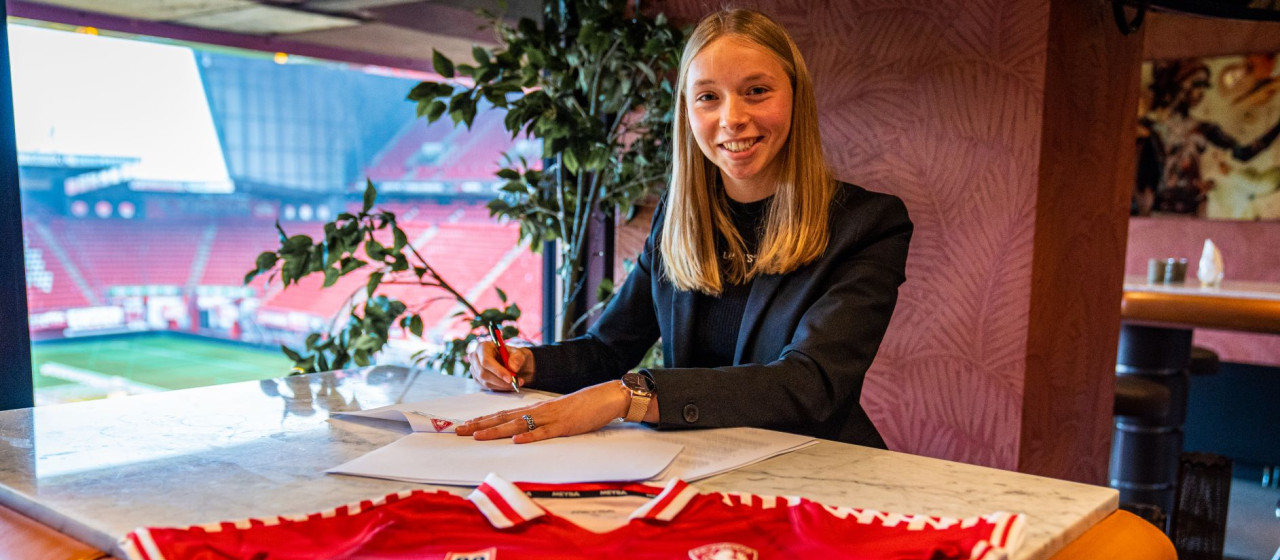Ella Peddemors tekent nieuw contract: “Voel me hier prima”