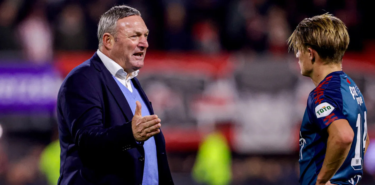 56989525 FC Twente