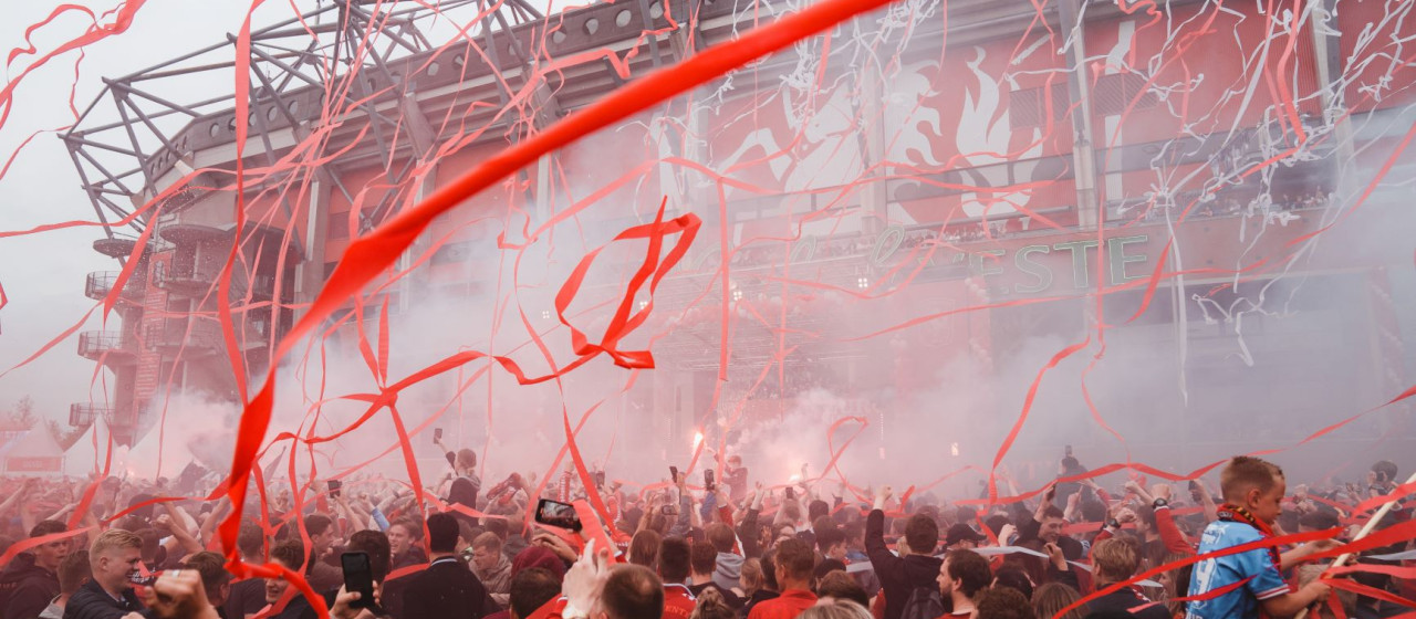 VOETBALFEEST bij De Grolsch Veste | Van Binnenuit