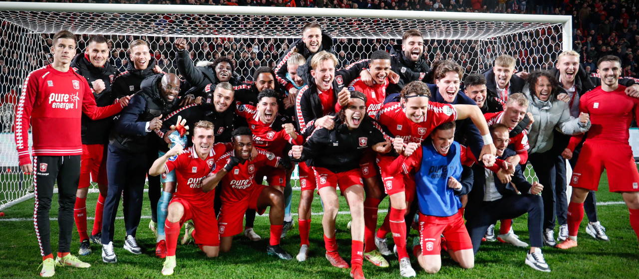 Van Binnenuit - Drie punten in Twentse derby
