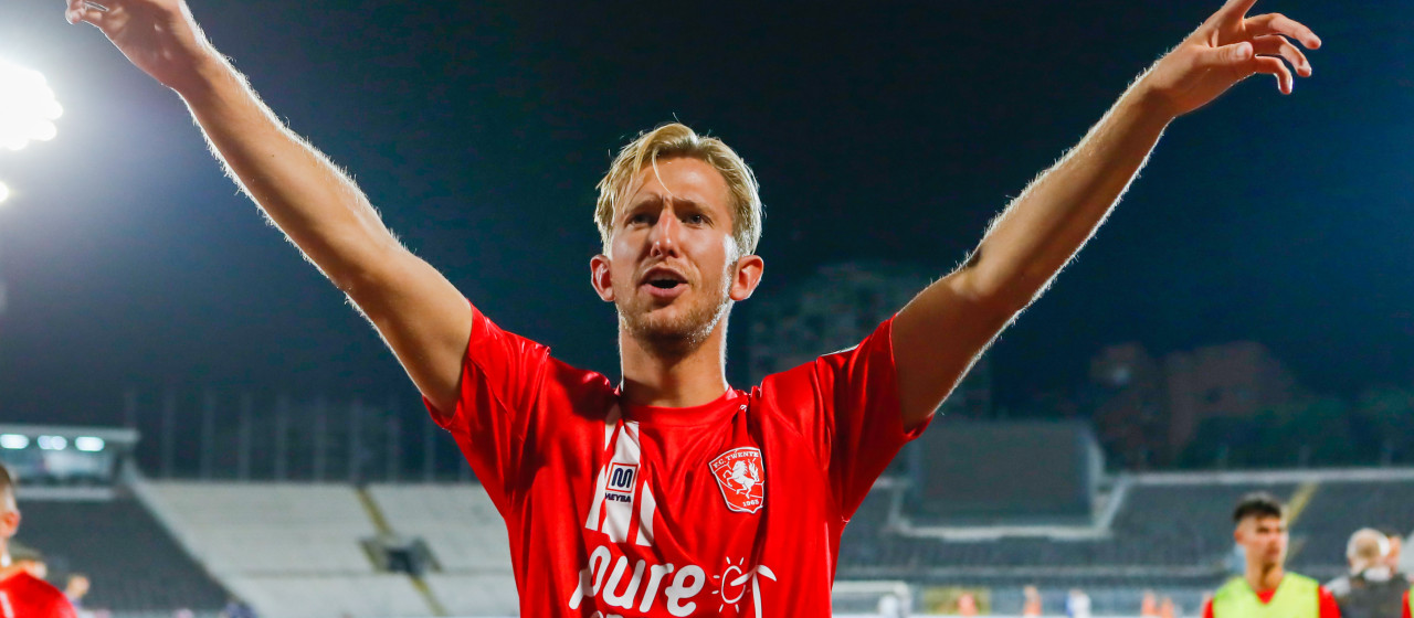 Van Binnenuit | Goede start in Belgrado