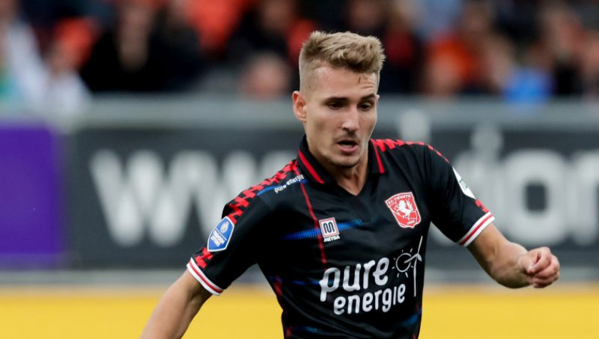 50942642 FC Twente